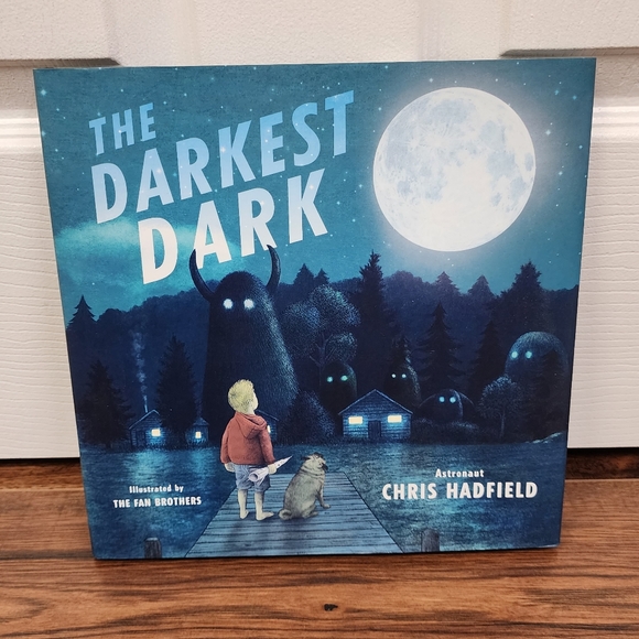 The Darkest Dark book - Picture 1 of 3